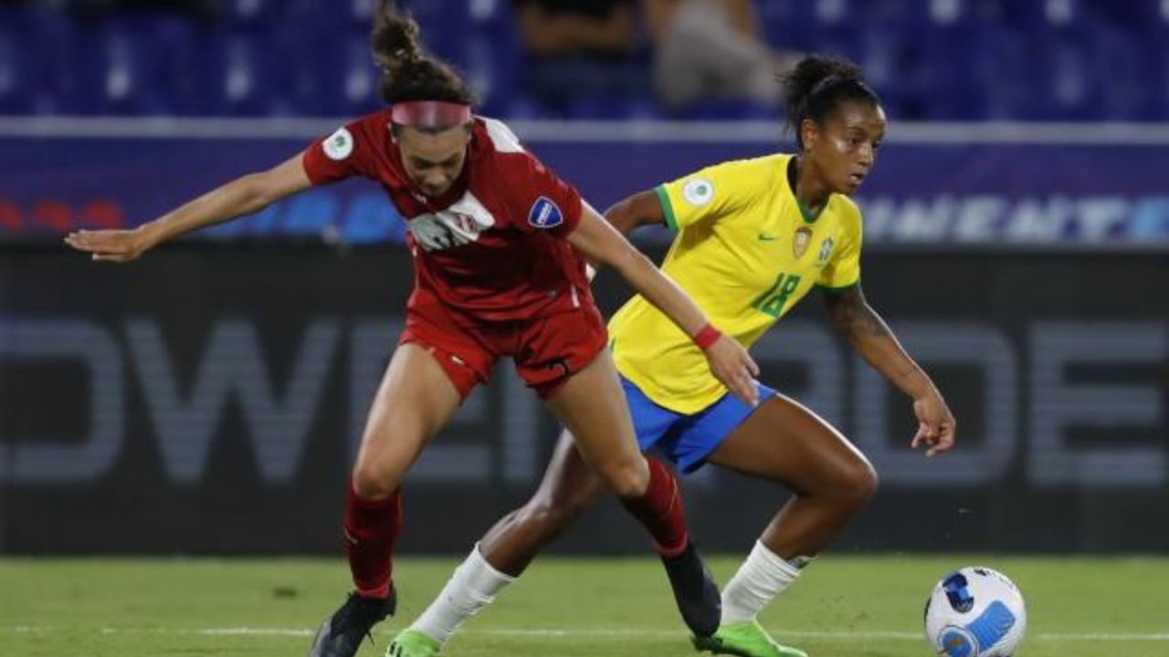 Brasil aplasta 6-0 a Perú antes de medirse en semifinales con Paraguay