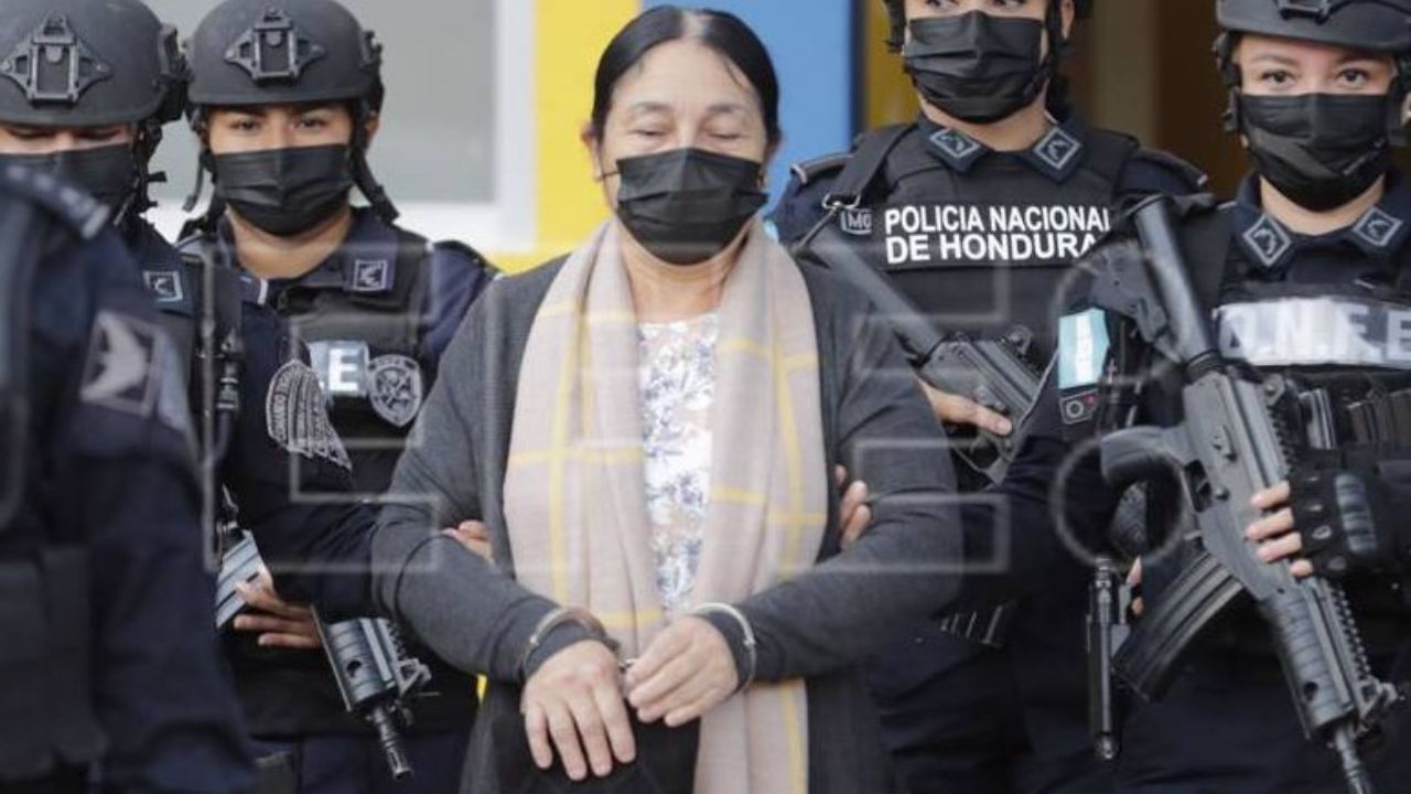 Ella es Herlinda Bobadilla, la hondureña de la tercera edad que fue extraditada a EE. UU.