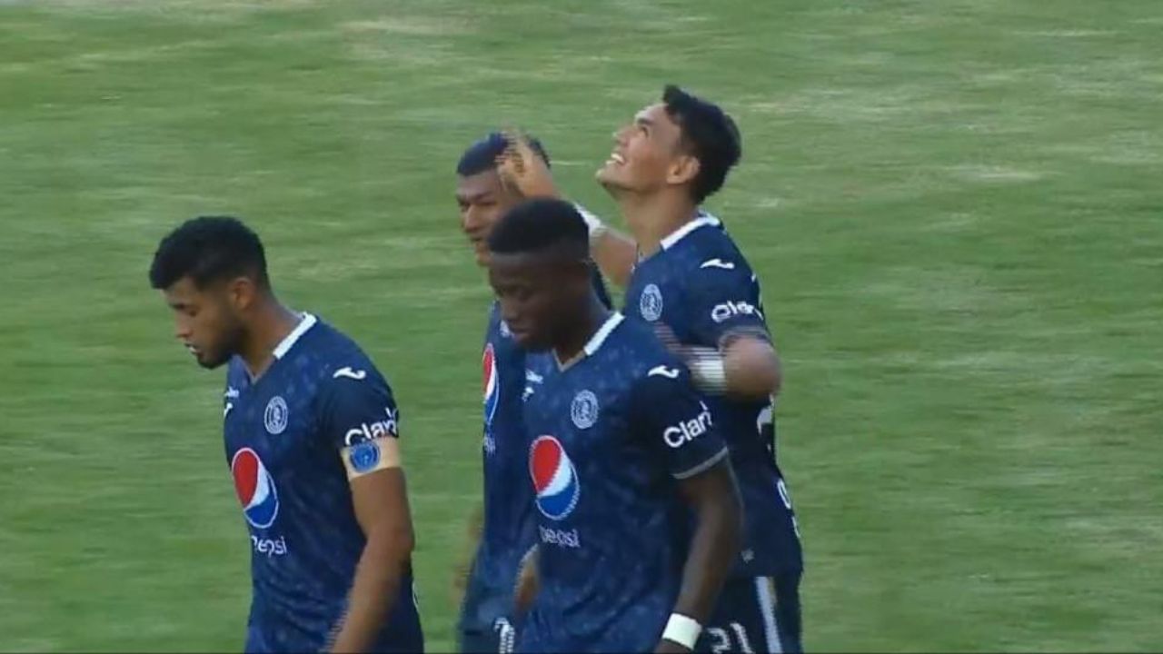 Con goleada Motagua se estrena en el Apertura y ya está en el camino de la 19