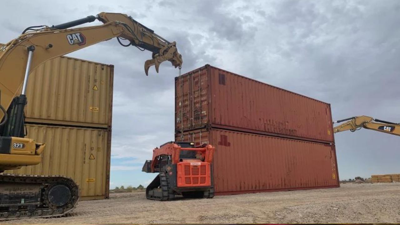 Gobernador de Arizona ordena tapar huecos de la frontera con contenedores