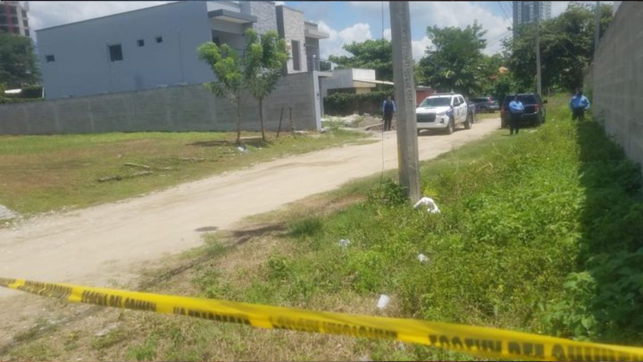 Hombre habría muerto tras caer de segundo piso de vivienda en construcción en SPS