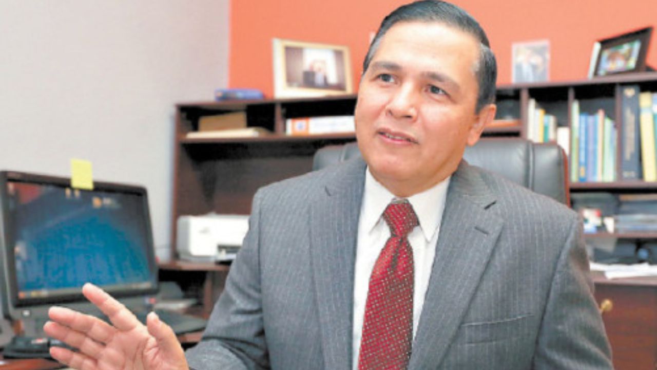 'La empleomanía en el gobierno no ha cambiado': Mauricio Díaz Burdett del Fosdeh
