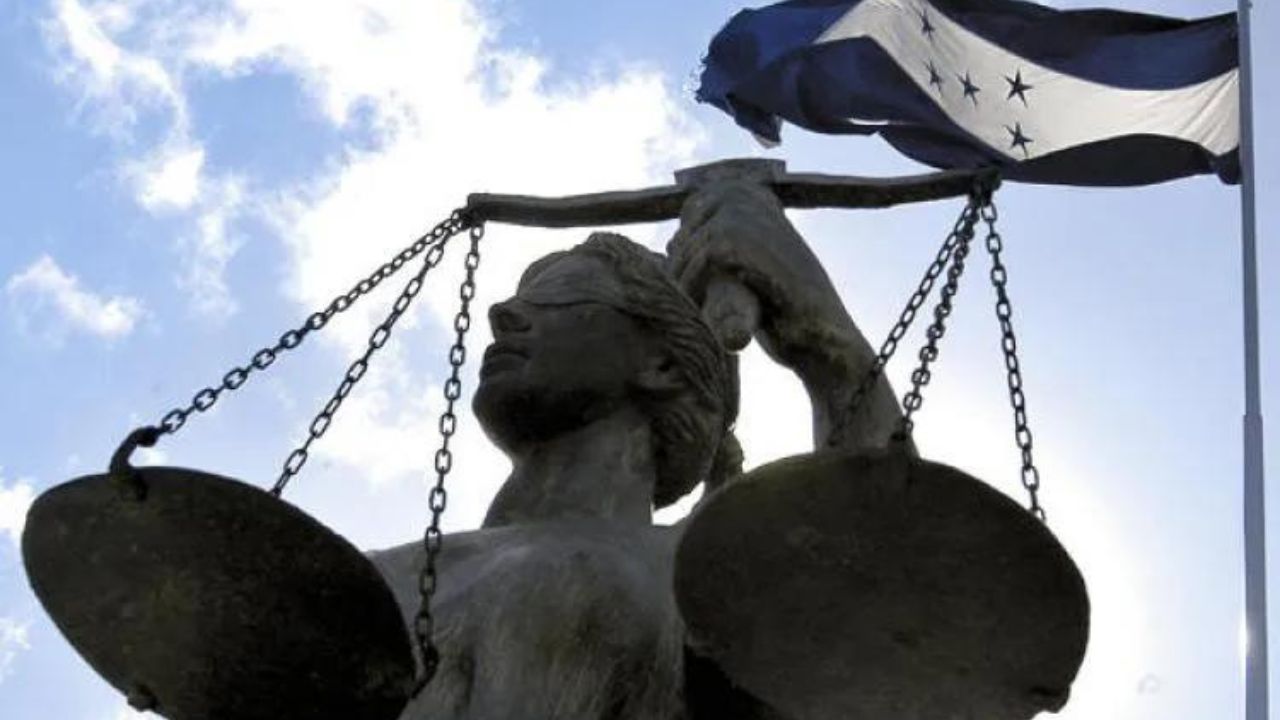 Analistas: Honduras en la frontera de perder Estado de derecho por reformas a Consejo de Defensa