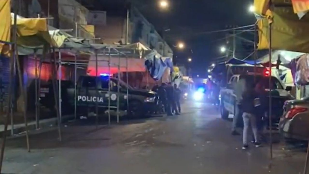 Mientras cenaba tacos lo llegan a acribillar