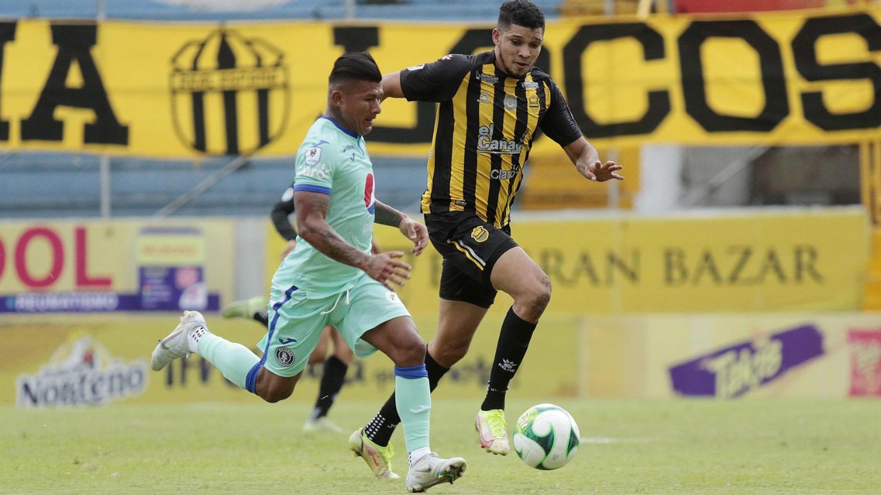 Marathón lidera el torneo y el campeón Motagua empata el clásico con Real España