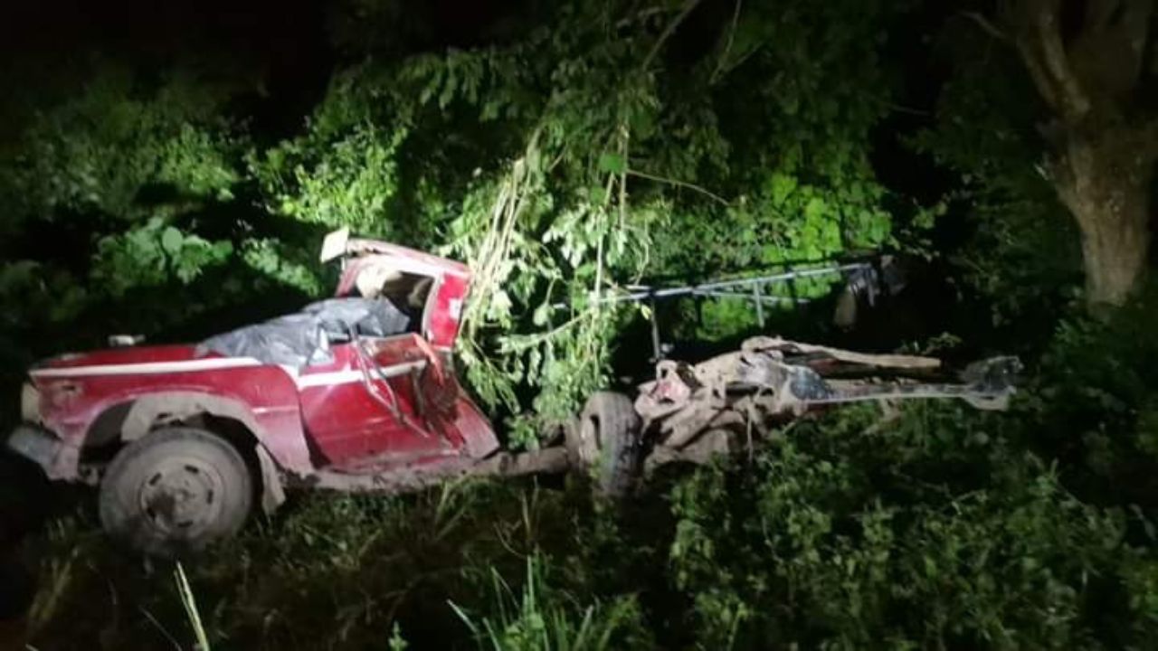 ¡Se salvan de milagro! Más de 20 evangélicos regresaban de vigilia y se accidentaron en Olancho