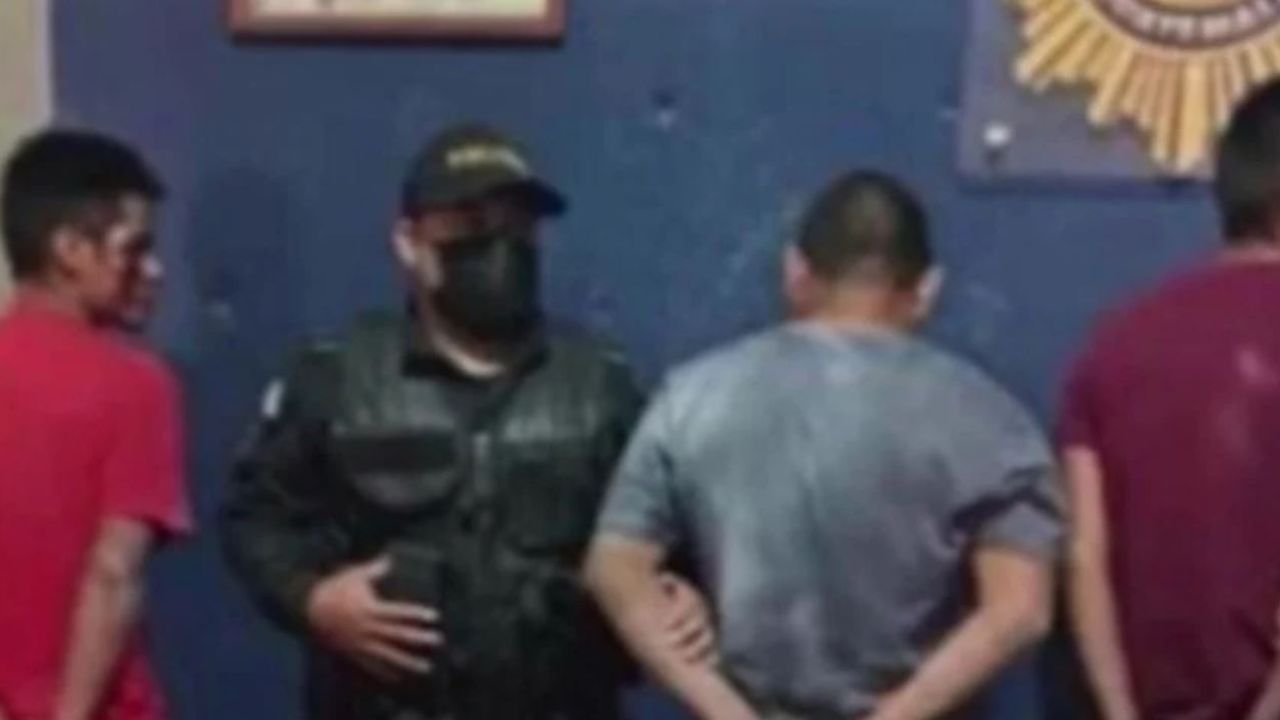 Enardecidos pobladores quemaron vivos a tres hombres por secuestrar y matar a niño de 11 años en Guatemala