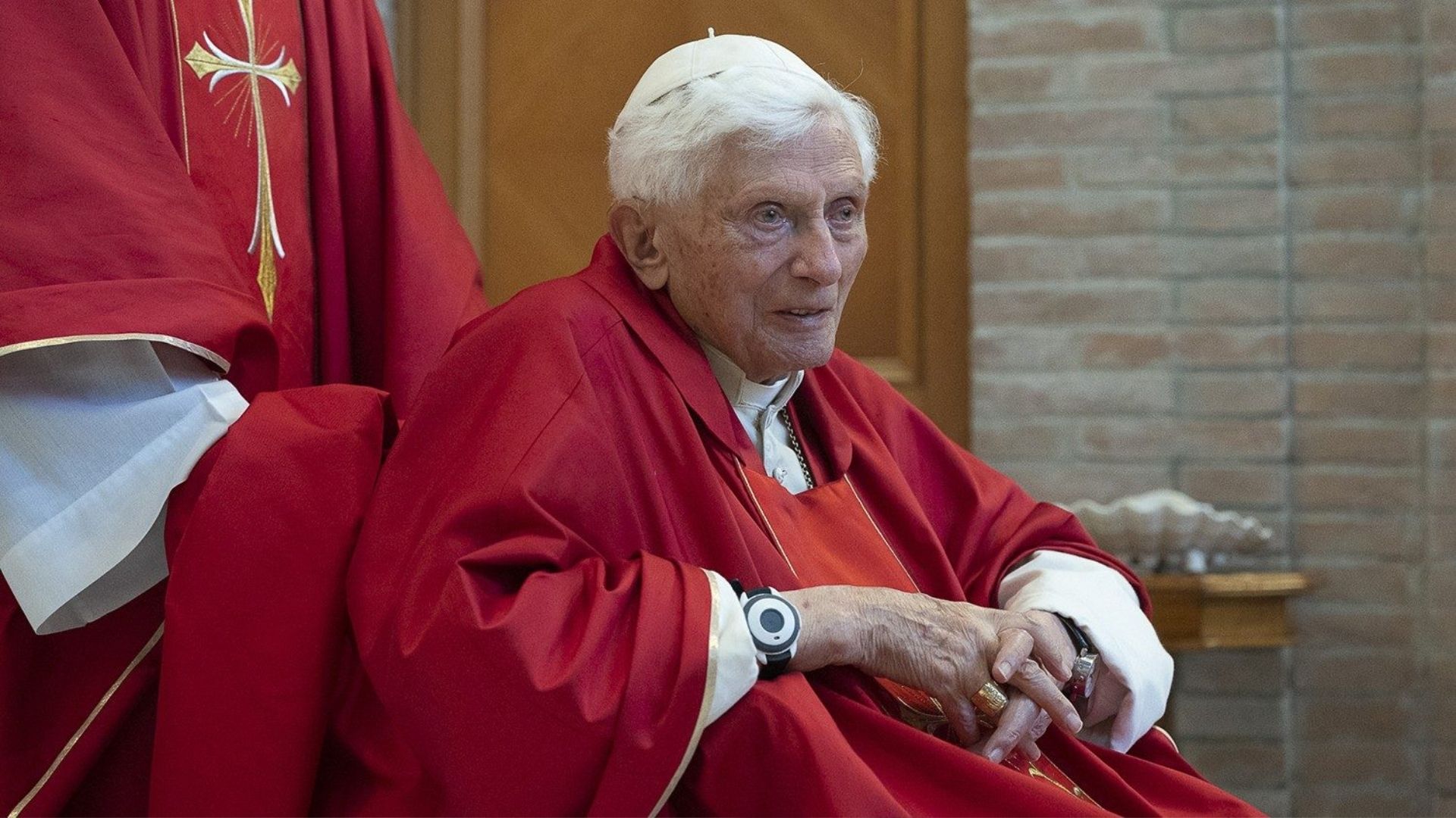 Tribunal alemán pide que Benedicto XVI declare en caso de abuso sexual; víctima lo señala de cómplice