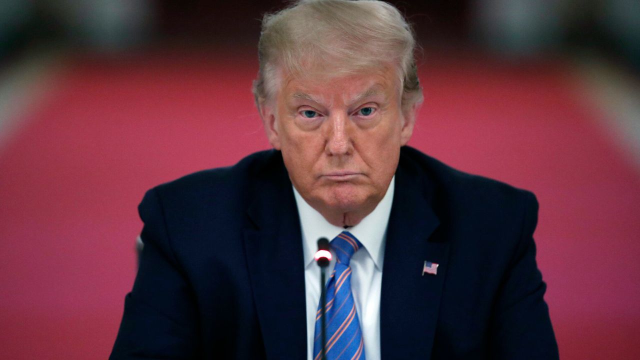 El Gobierno pide a la jueza poder seguir revisando los documentos de Donald Trump