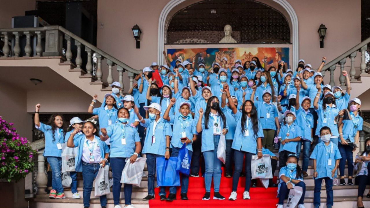 ¿Por qué el nuevo uniforme escolar en Honduras provocaría más deserción en 2023?