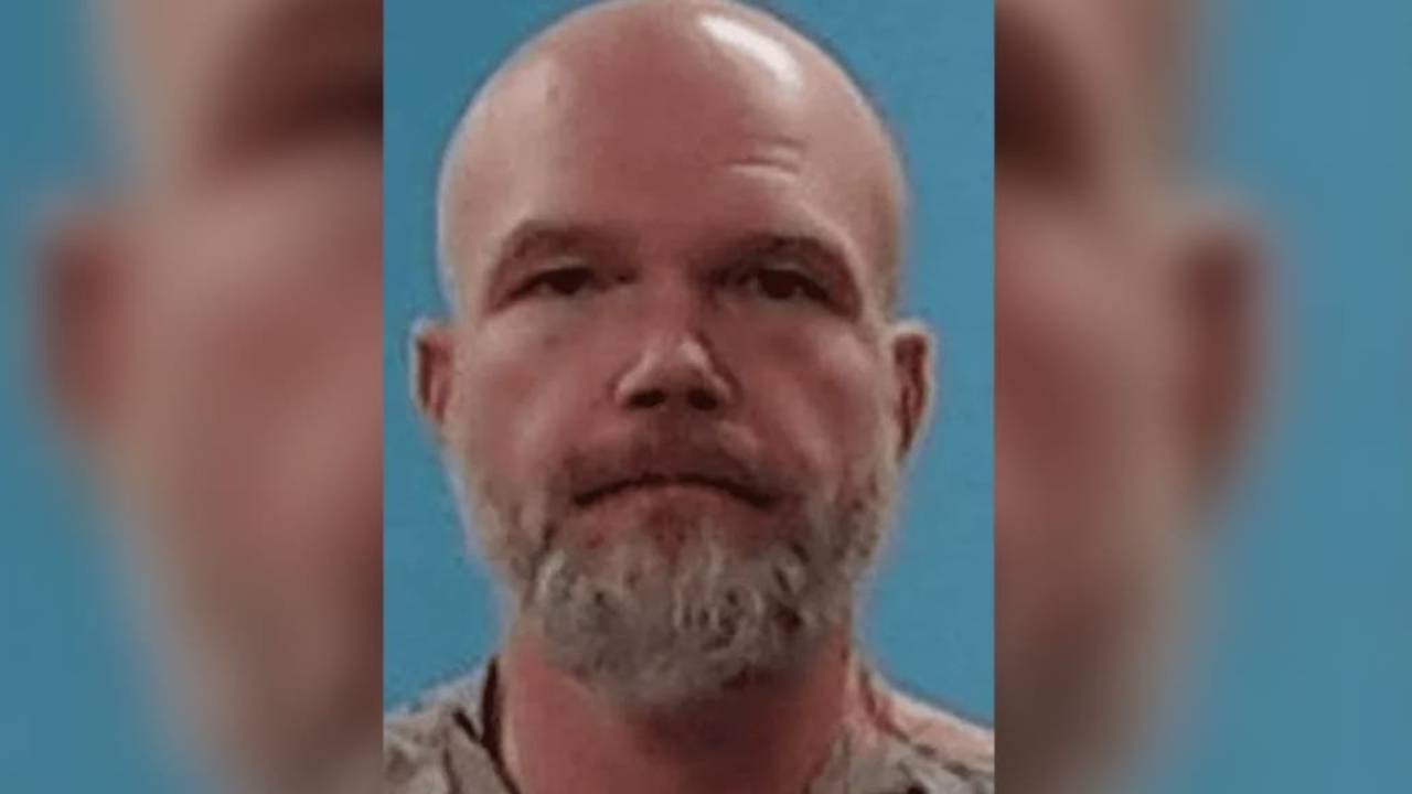 Imagen de Hombre se cortó una pierna delante de su hija de 5 años