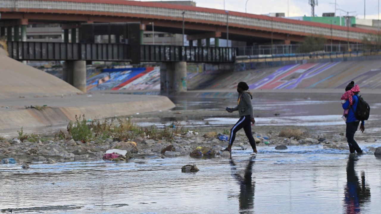 Unos nueve migrantes mueren al intentar cruzar río Bravo entre EE. UU. y México
