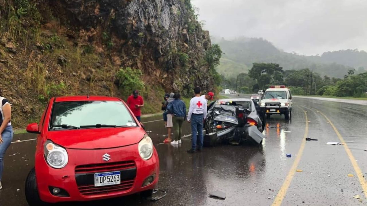 Varias personas lesionadas deja un accidente en la carretera CA-5