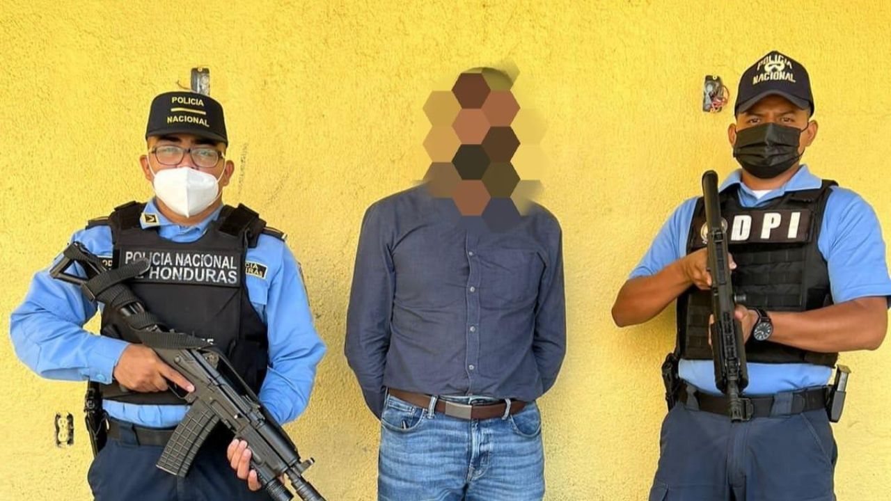 Maestro de secundaria es acusado de agredir sexualmente a una alumna de 16 años en Tegucigalpa