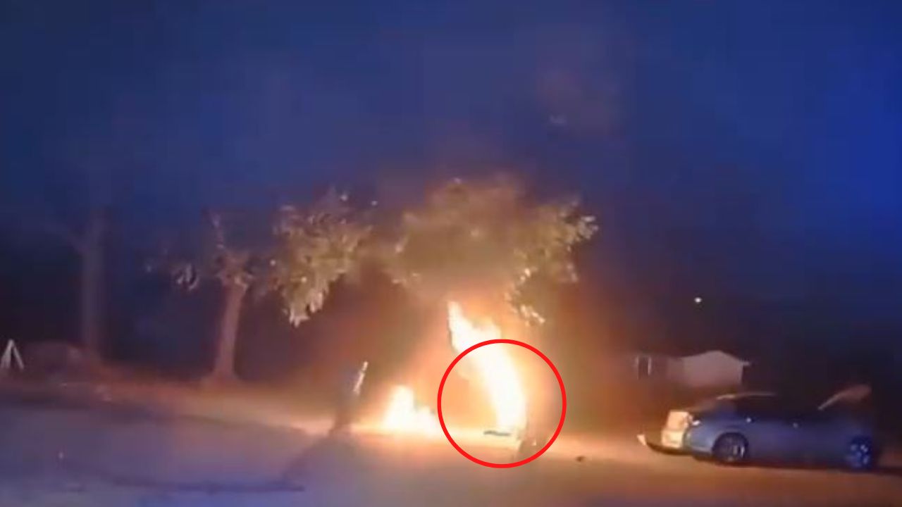 Motociclista prendió en llamas después de que policía lo electrocutara con taser