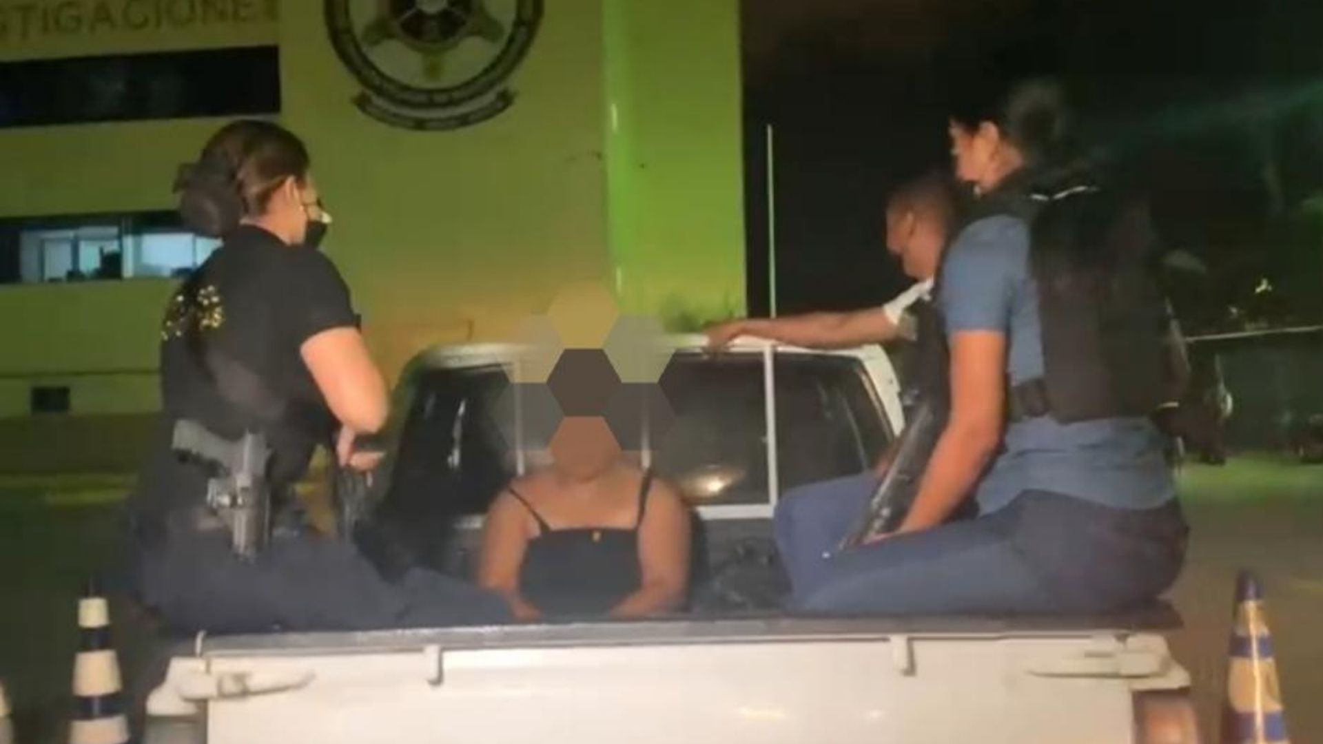 Por almacenar armas de uso prohibido y municiones, cae mujer nicaragüense en Honduras