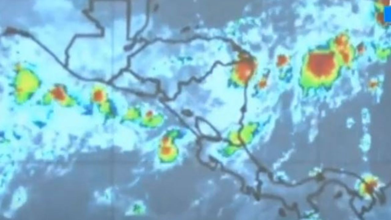 Onda tropical amenaza con convertirse en ciclón en los próximos 3 días; ¿azotará a Honduras?