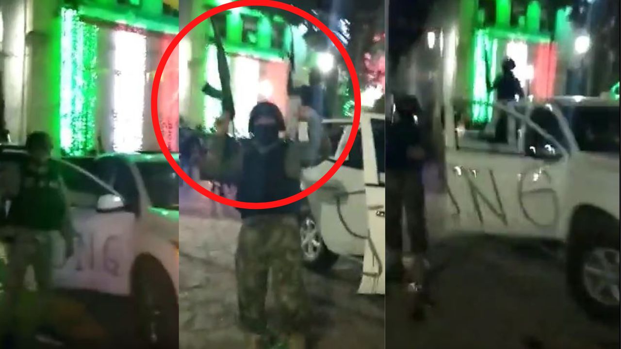 Video capta a sicarios con vestimenta militar y armas irrumpir en fiesta patronal