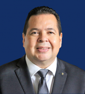 Ningún político le ha llamado asegura Waldo Rivera tras denuncias de supuesta injerencia