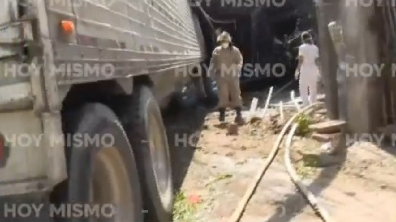 Al menos dos personas mueren en accidente de rastra en El Carrizal, en Comayagüela