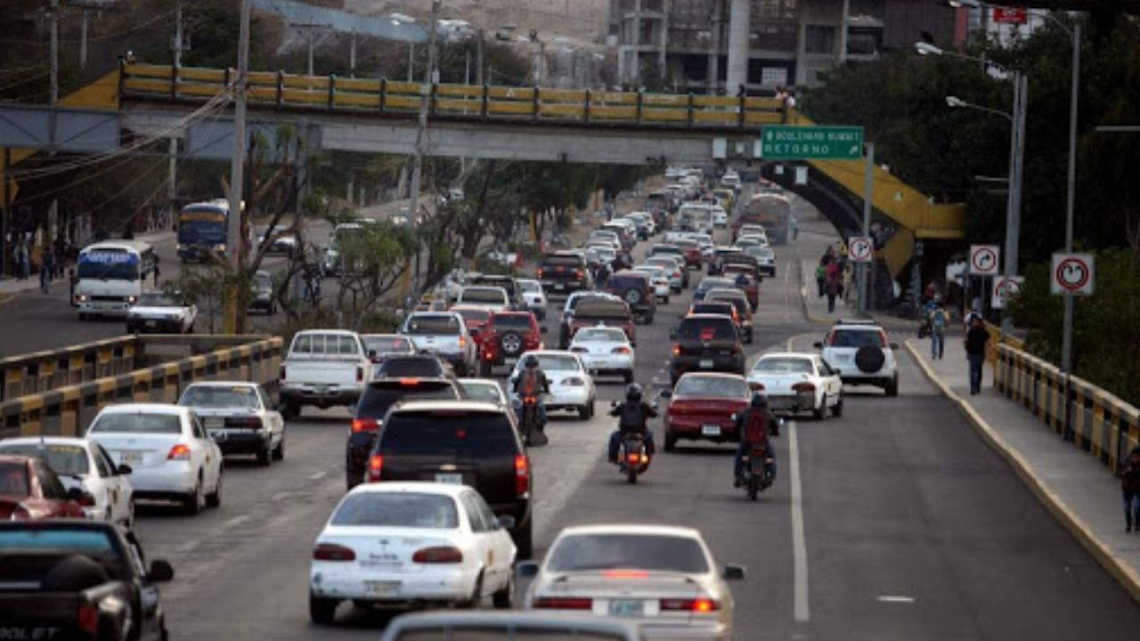 Se aplicará el 'Hoy no circula' en el Distrito Central'; ¿quiénes se someterán a la medida y cuándo?