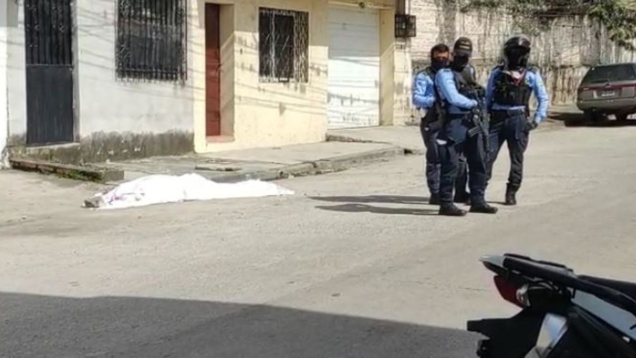 Matan a despachador de taxis en Tegucigalpa; habría recibido unos 15 impactos de bala
