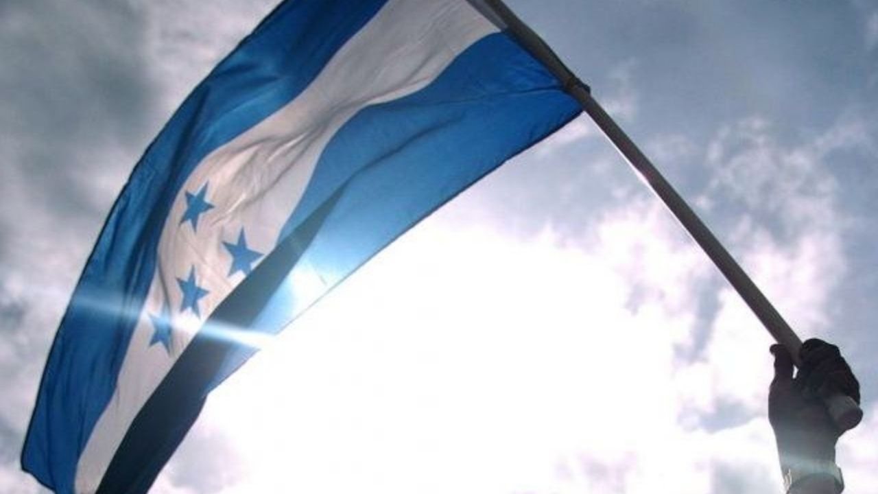 Editorial HRN: Honduras y las ideologías gastadas