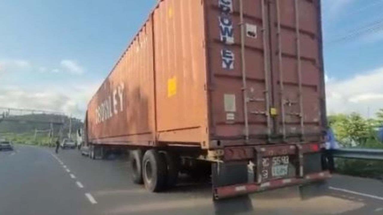 Hondureño muere cuando cuidaba una rastra: se bajó y otra conducida por nicaragüense lo arrolló