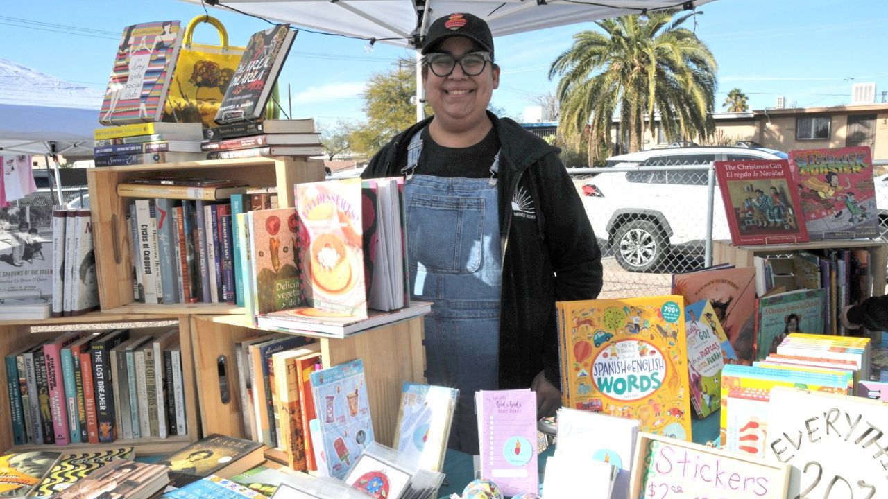 'Libros del Barrio', la librería dedicada a la literatura latina en Arizona