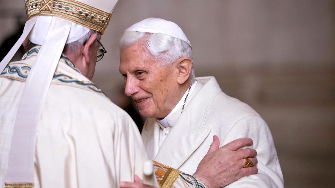 El estado de salud del papa emérito Benedicto XVI se ha agravado en las últimas horas
