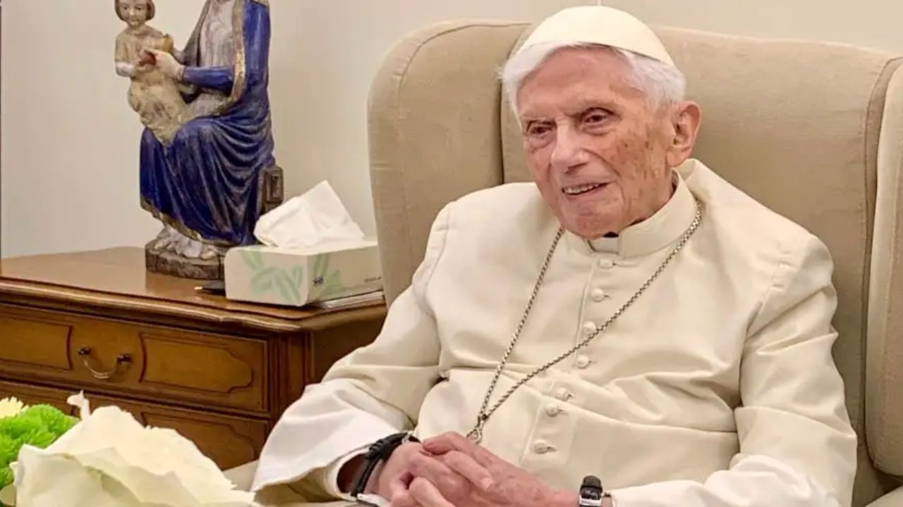 'Recibimos con dolor la muerte del papa Benedicto XVI', Juan Ángel López