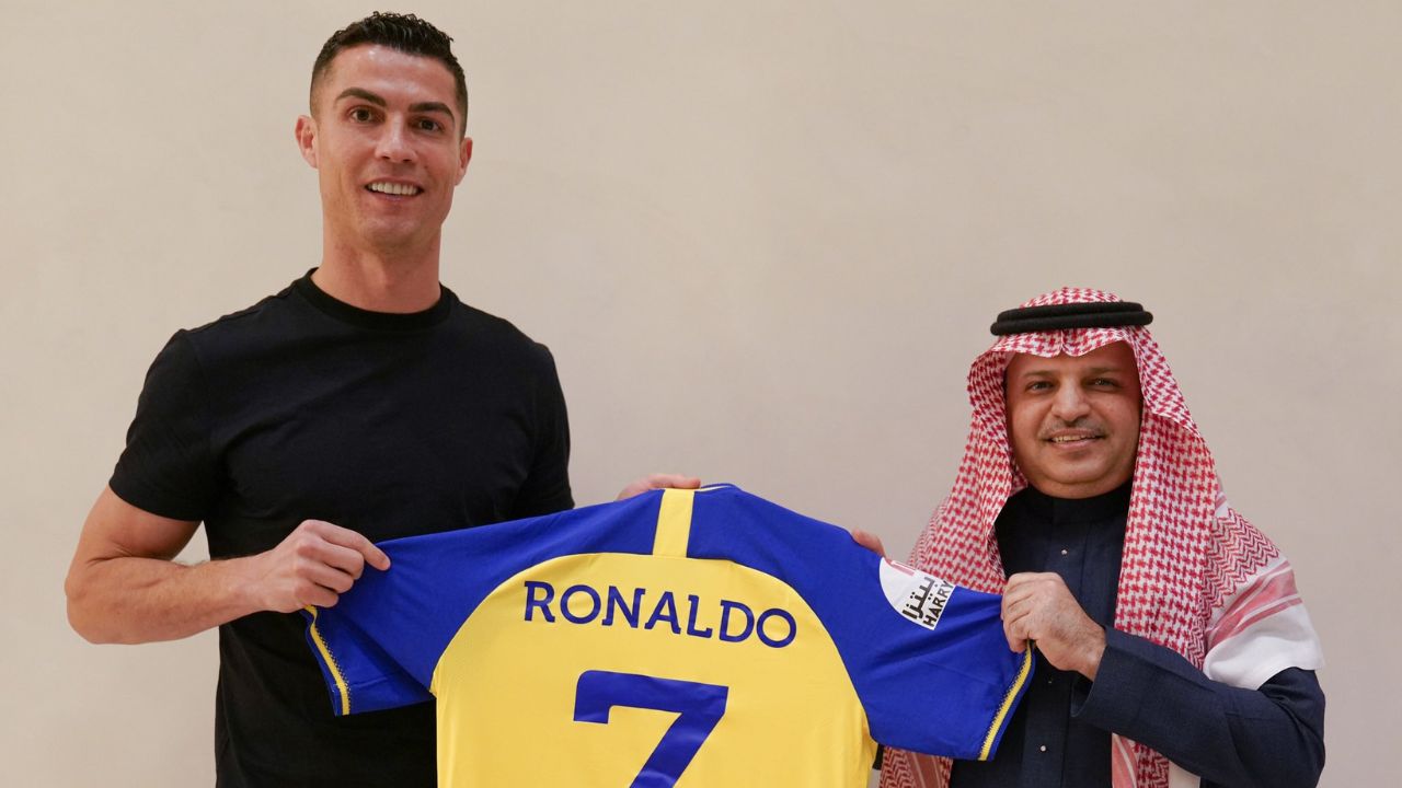 ¡Giro rotundo! Cristiano Ronaldo ficha por Al Nassr