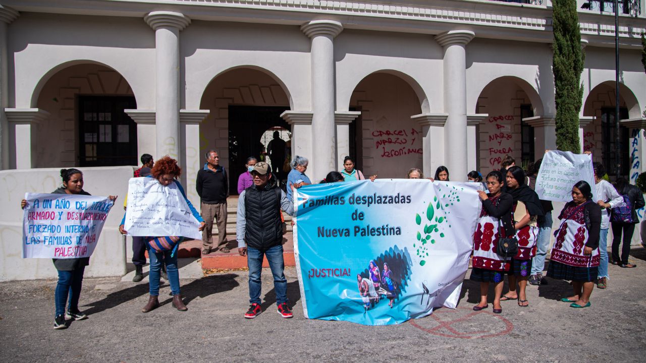 Familias de sur de México denuncian violación a DD. HH. y desplazamiento forzado