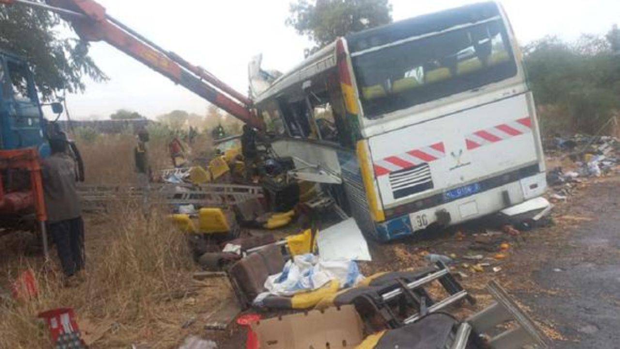 ¡Tragedia! Accidente entre dos autobuses deja al menos 40 muertos y 78 heridos en Senegal