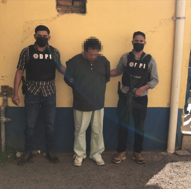 Detienen a ciudadano por los delitos de violación y agresiones sexuales, en la capital