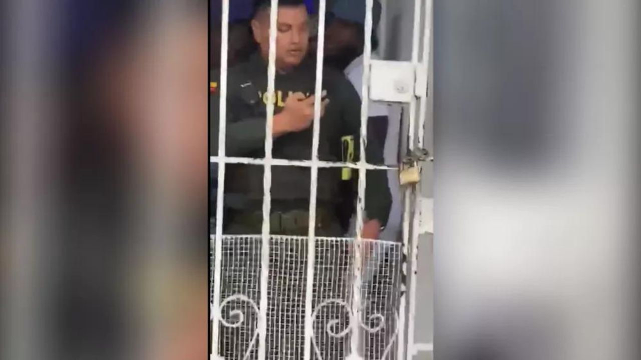 Vídeo: Así terminaron policías que acudieron a controlar una tremenda fiesta