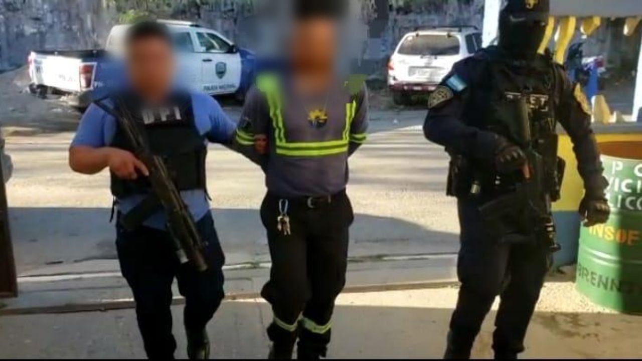 Policía detiene a sospechoso de robo de carros con orden de captura de hace 10 años