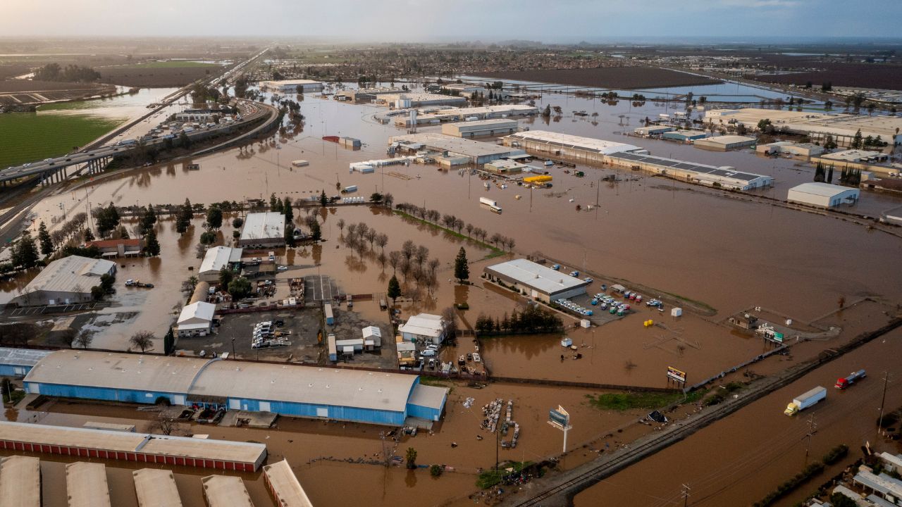 Tormentas en California dejan ya unos 17 muertos, entre ellos, dos niños