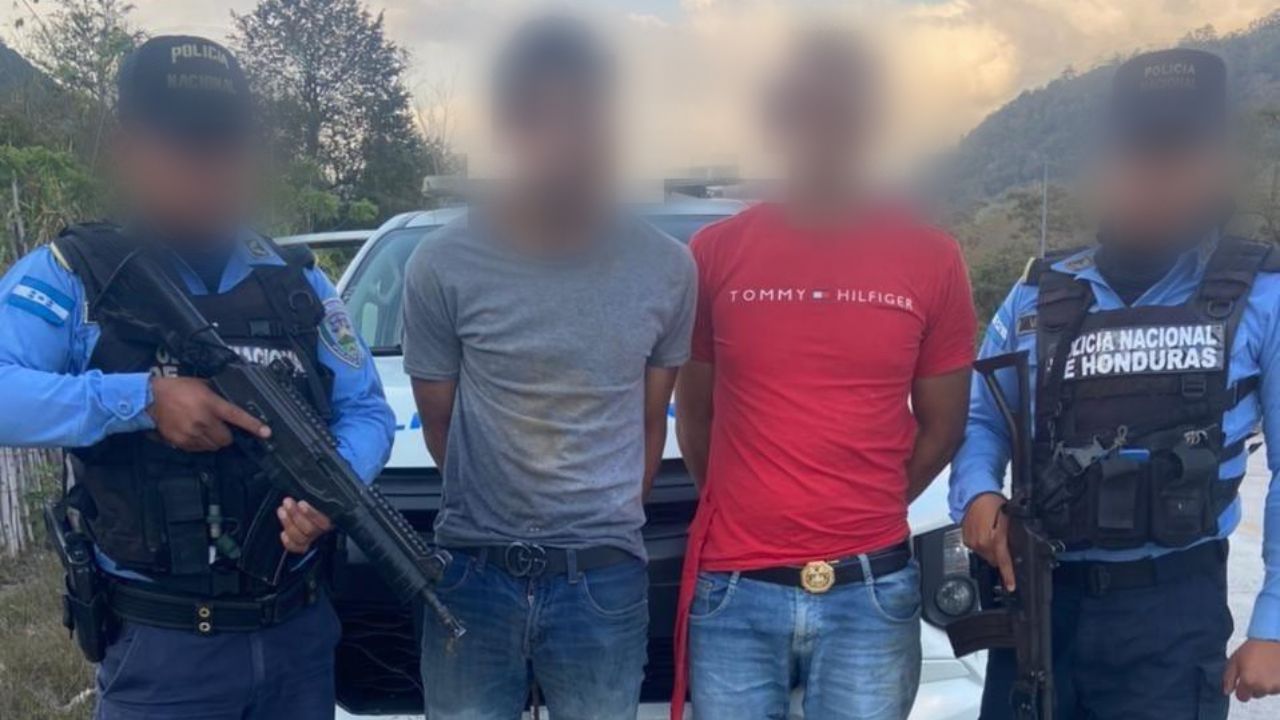 Tras enfrentamiento, Policía captura a dos presuntos asaltantes en Copán