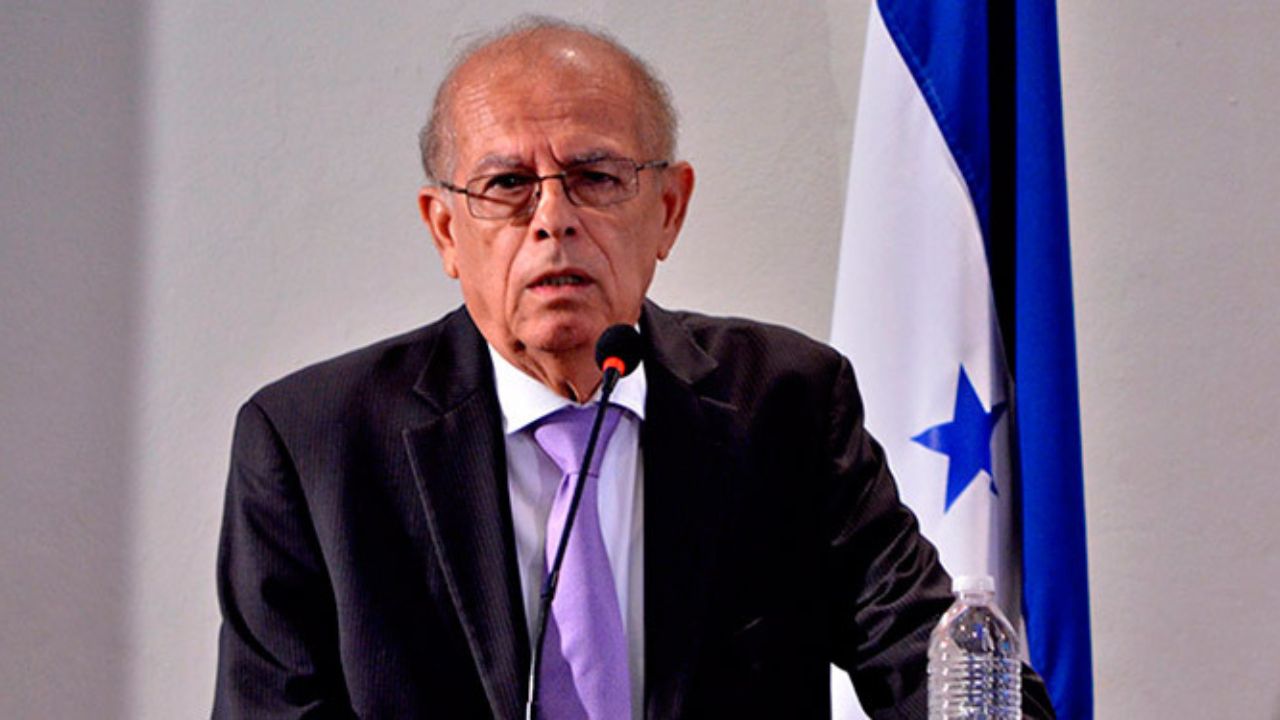 'Me siento satisfecho': Edgardo Cáceres Castellanos anuncia su renuncia a la CSJ