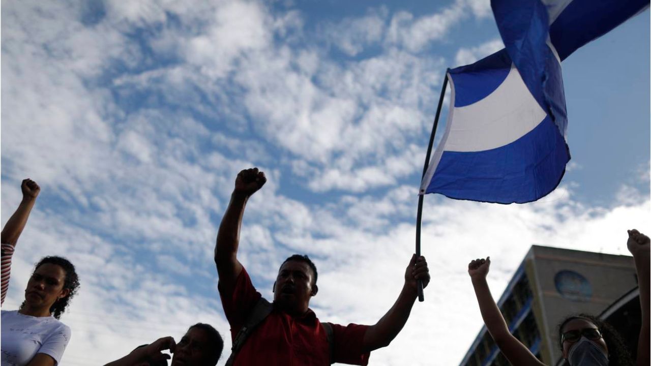 Editorial HRN: Ingobernabilidad y manifestaciones de descontento