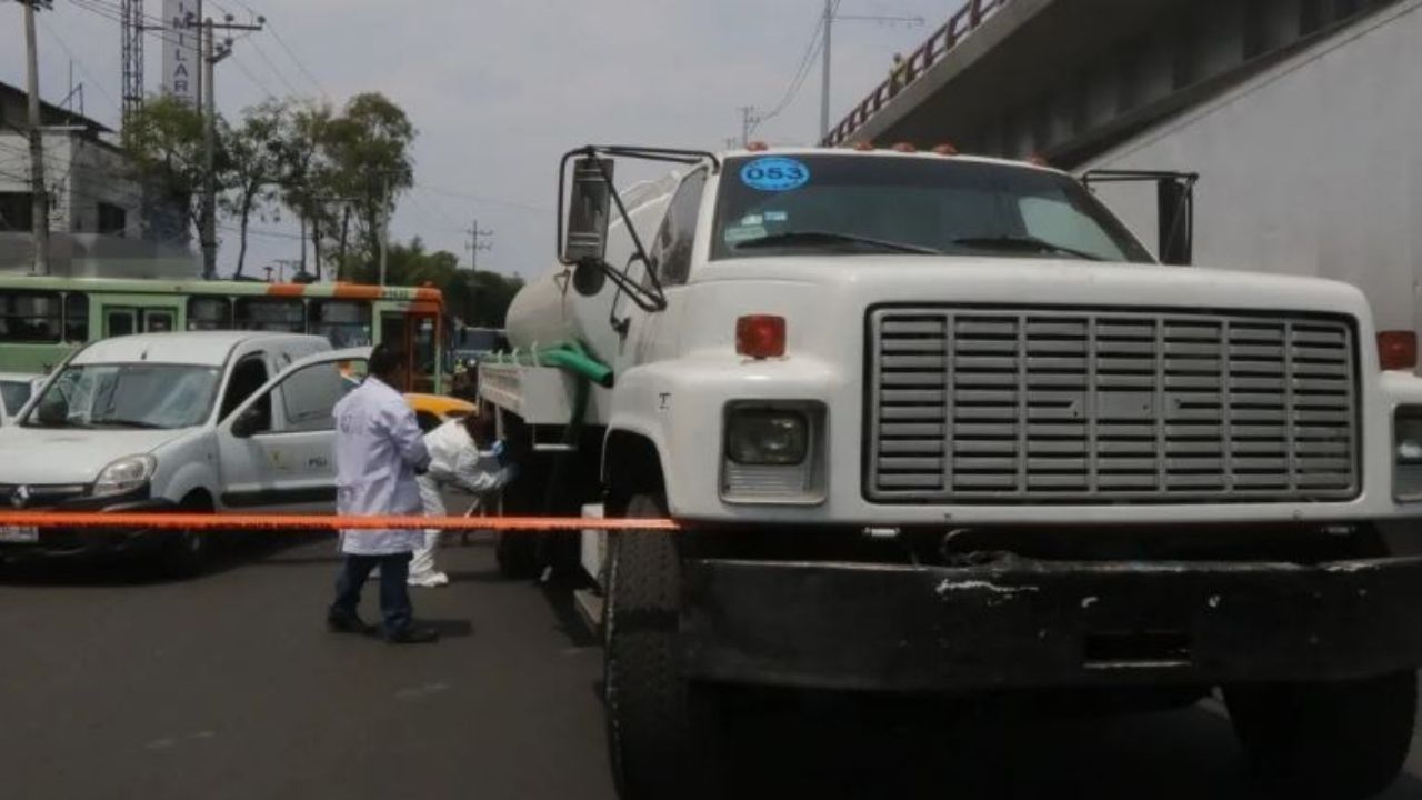Estaba sola en la calle: niña de 4 años murió arrollada por pipa de agua