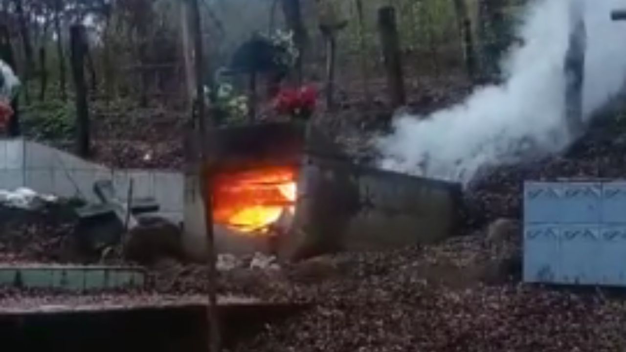 Vídeo: profanan tumba e incendian cadáver de un joven que conducía mototaxi