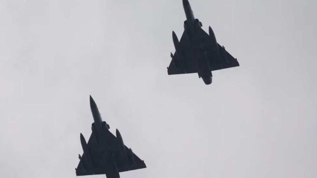 Con maniobras militares, China rodea Taiwán en respuesta al viaje de Tsai Ing-wen a EE.UU.