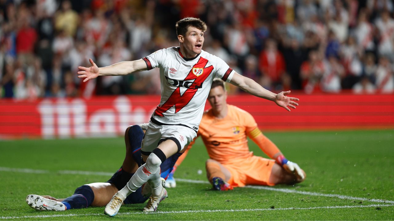 Barcelona cae ante Rayo Vallecano; la distancia se mantiene ante Real Madrid