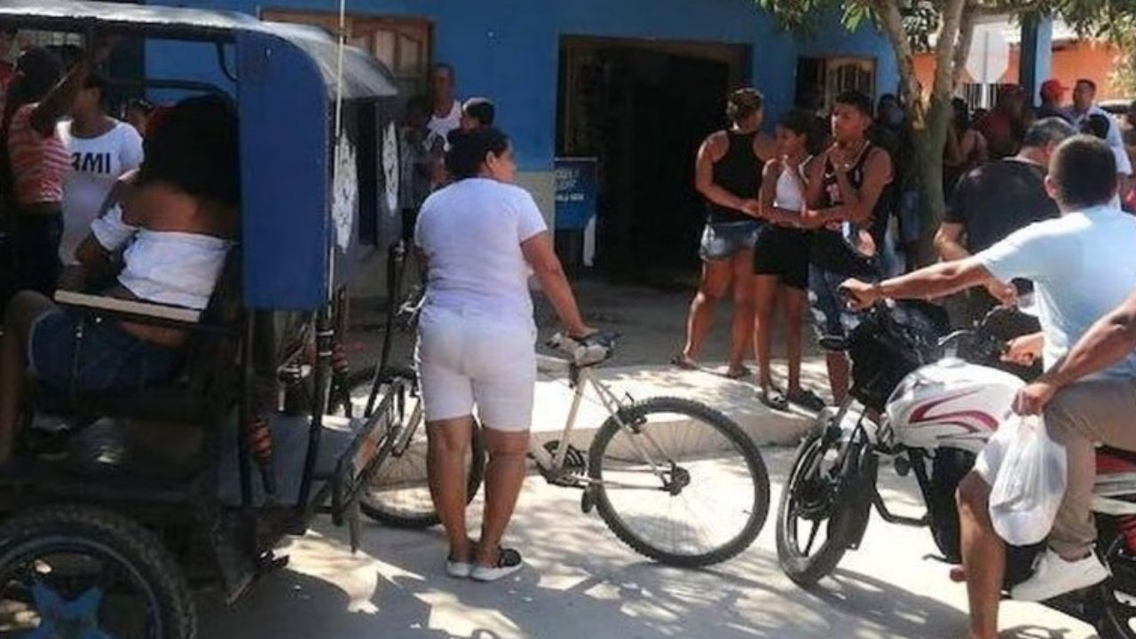 Llegó a cobrar dinero que le debían y lo recibieron a puñaladas