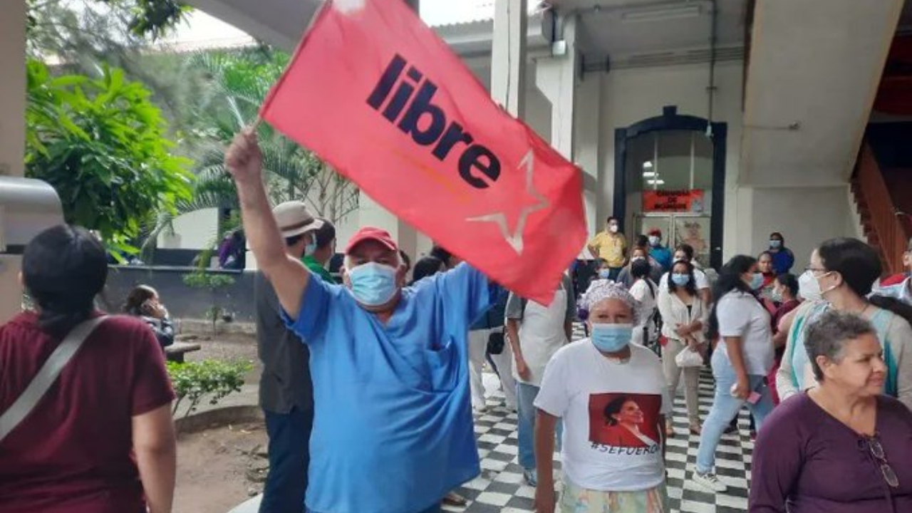 Caos: hospitales y centros asistenciales tomados por Colectivos de Libre