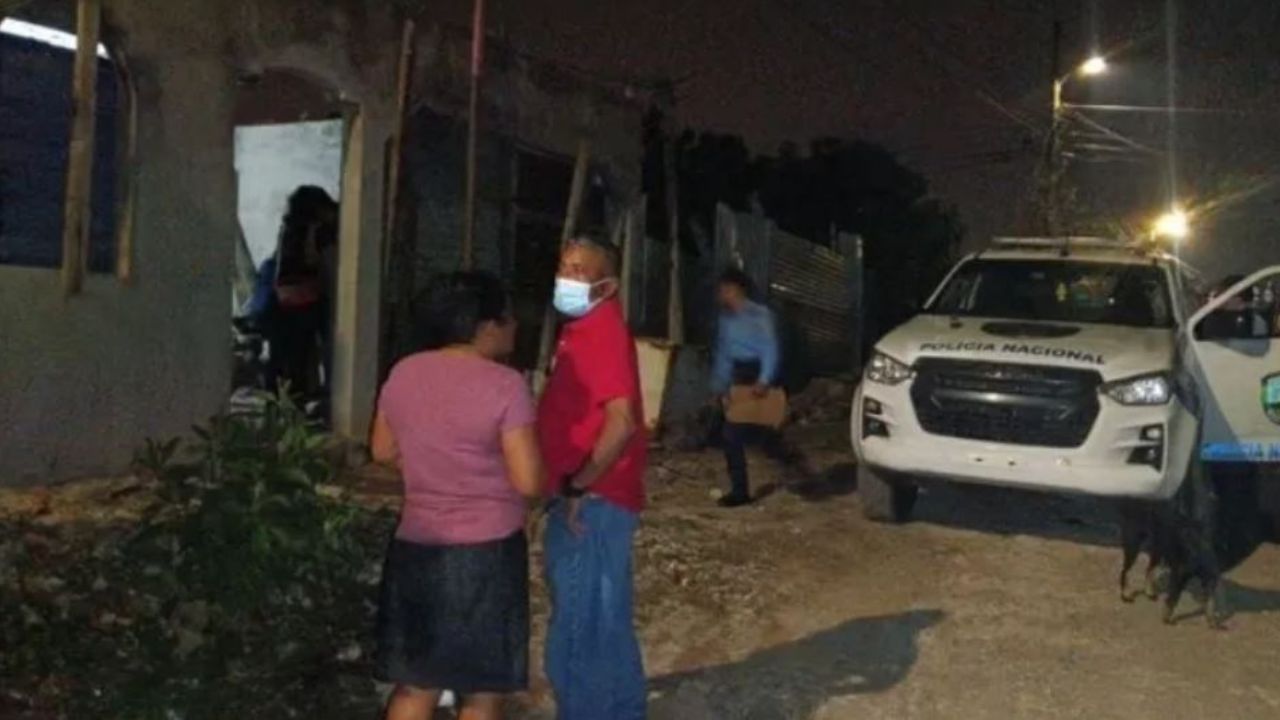 Embarazada se colgó de una viga del techo de su casa en Comayagüela