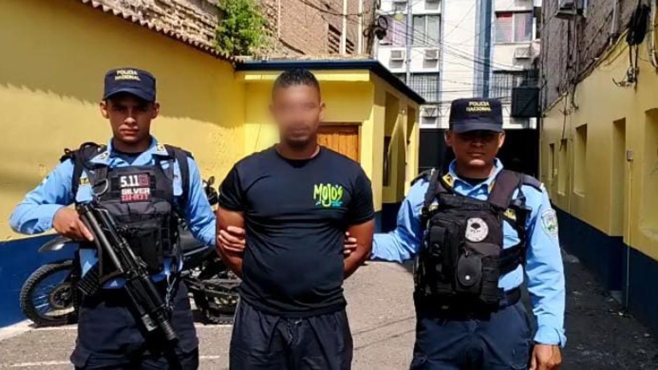 Hondureño obsesionado apuñaló a su compañera de trabajo por no ser correspondido