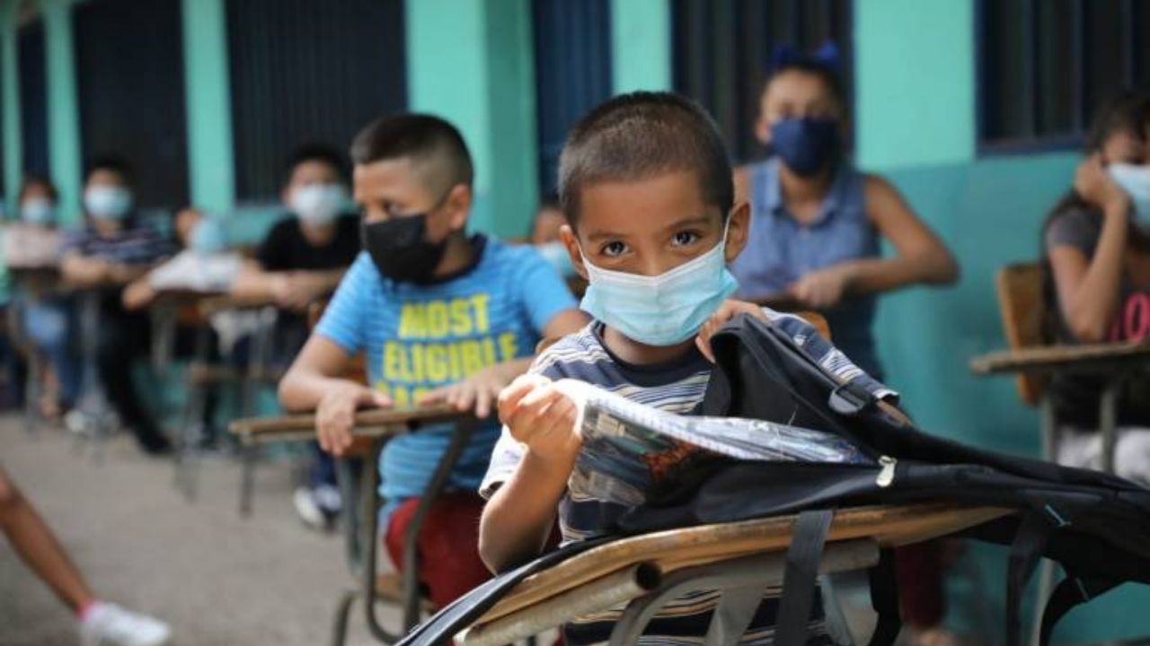 Editorial HRN: educación bajo ataque de los políticos